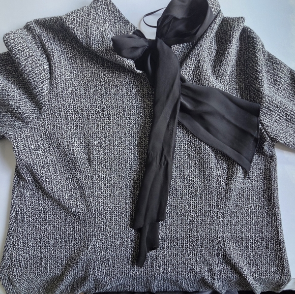 Robbie Bee 3/4 Sleeve Shift Dress - Picture 3 of 12